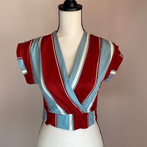 🎁 3 for $15. NWT!! Monteau Mid-Drift Top Size M